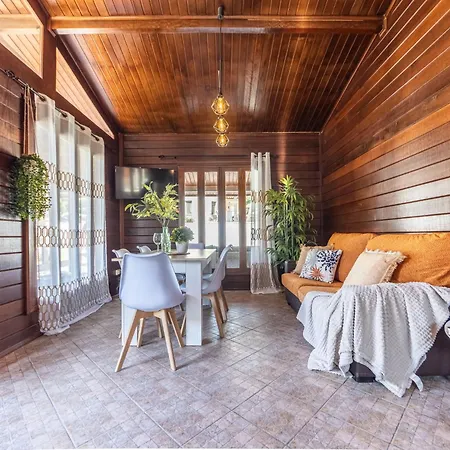 Tropical 4 By Interhome