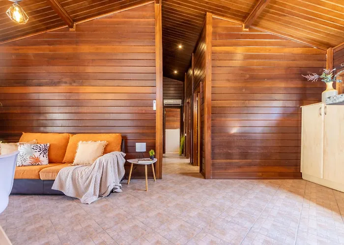 Dağ evi Tropical 4 By Interhome